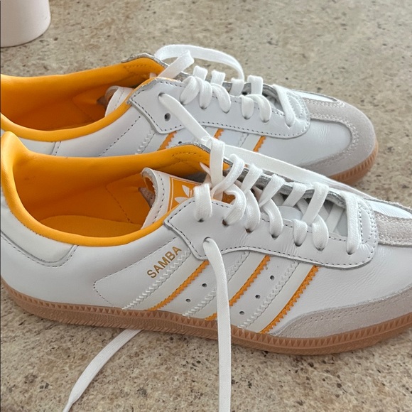 Adidas Samba White and Orange Trainers - Picture 2 of 6